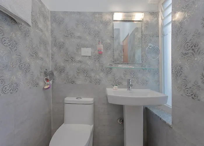 Oyo 799 Tik Tok Pvt Ltd. Hotel *